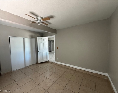 4913 Danbrook Court - Photo Thumbnail 39