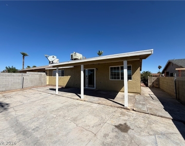 4913 Danbrook Court - Photo Thumbnail 21