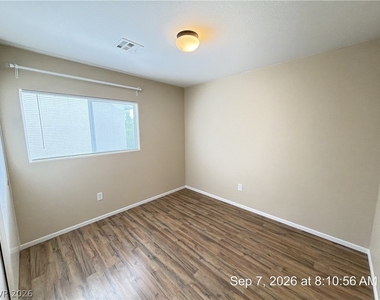 7337 Ribbon Ridge Avenue - Photo Thumbnail 15