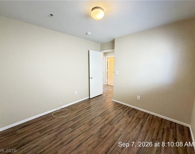 7337 Ribbon Ridge Avenue - Photo Thumbnail 14