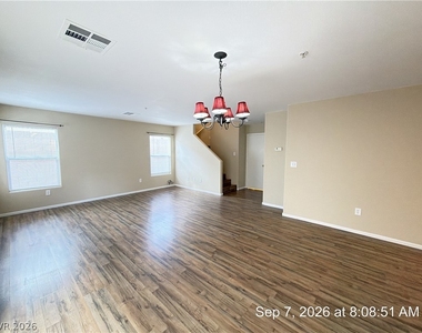 7337 Ribbon Ridge Avenue - Photo Thumbnail 6