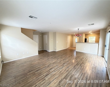 7337 Ribbon Ridge Avenue - Photo Thumbnail 8