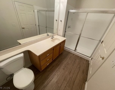1830 N Buffalo Drive - Photo Thumbnail 11