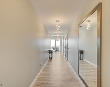 200 W Sahara Avenue - Photo Thumbnail 24