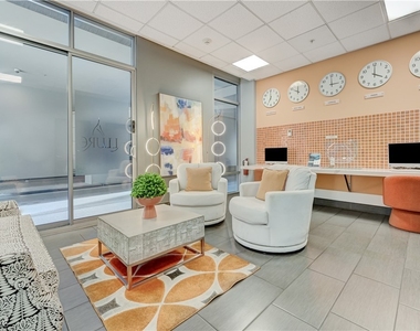 200 W Sahara Avenue - Photo Thumbnail 66