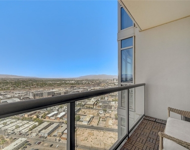 200 W Sahara Avenue - Photo Thumbnail 6