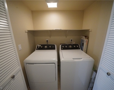 1575 W Warm Springs Road - Photo Thumbnail 10