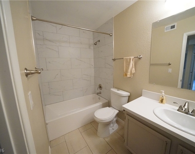 1575 W Warm Springs Road - Photo Thumbnail 11