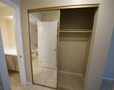 1575 W Warm Springs Road - Photo Thumbnail 17