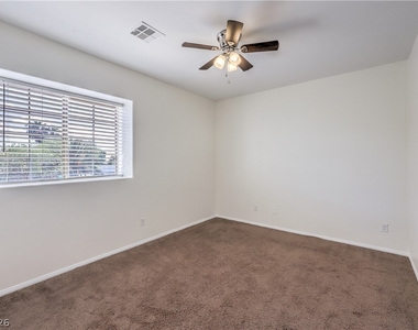 10008 Dusty Winds Avenue - Photo Thumbnail 23