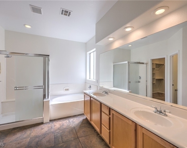 10008 Dusty Winds Avenue - Photo Thumbnail 13