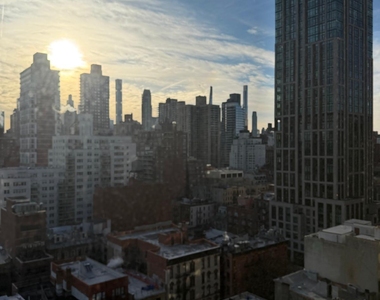 East 79th Street - Photo Thumbnail 8