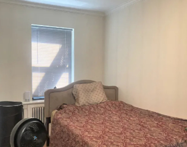 157 East 89th Street - Photo Thumbnail 4
