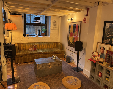 345 Eldert Street - Photo Thumbnail 2