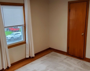 163 North Harrison St Street - Photo Thumbnail 10