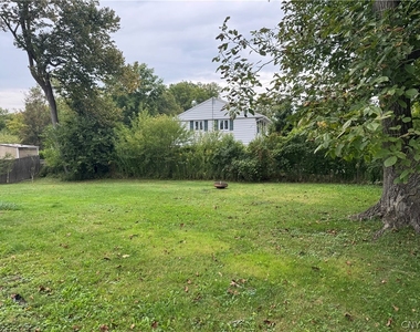 7878 Sagamore Drive N - Photo Thumbnail 40