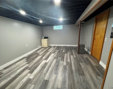 7878 Sagamore Drive N - Photo Thumbnail 34