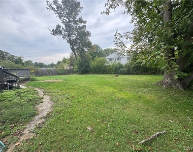 7878 Sagamore Drive N - Photo Thumbnail 42