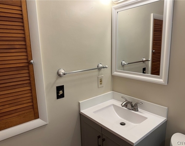 7878 Sagamore Drive N - Photo Thumbnail 17