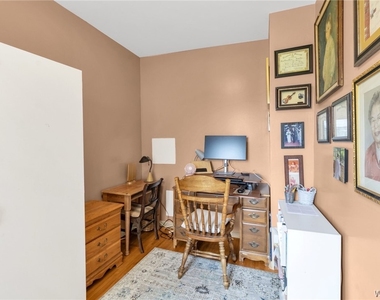 5166 William Street - Photo Thumbnail 39