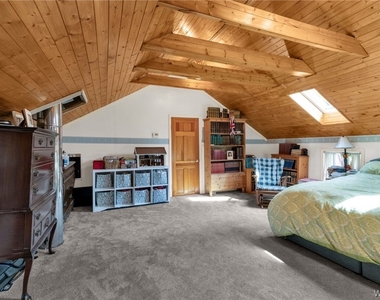 5166 William Street - Photo Thumbnail 31