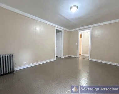 882 Bryant Ave - Photo Thumbnail 10
