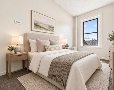 882 Bryant Ave - Photo Thumbnail 3