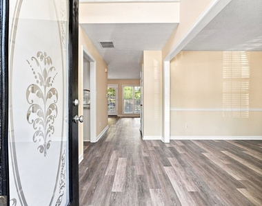 964 Bexhill Drive - Photo Thumbnail 1