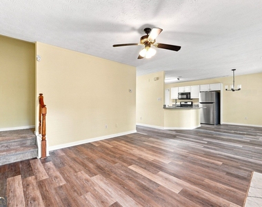 964 Bexhill Drive - Photo Thumbnail 6
