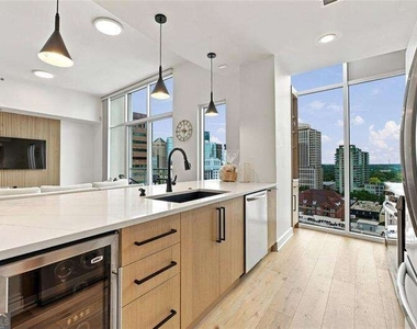 950 W Peachtree Street Nw - Photo Thumbnail 11
