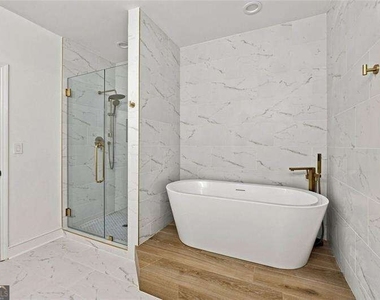 950 W Peachtree Street Nw - Photo Thumbnail 26