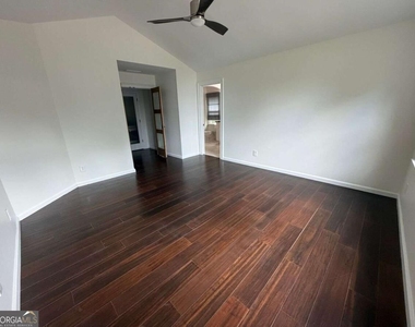 807 Arbor Forest Place Sw - Photo Thumbnail 14