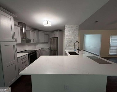 807 Arbor Forest Place Sw - Photo Thumbnail 10