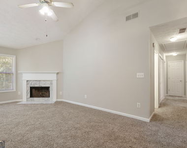 215 Cambridge Way - Photo Thumbnail 2