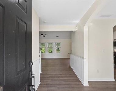 3139 Brookeview Lane Nw - Photo Thumbnail 2