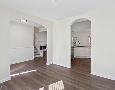 3139 Brookeview Lane Nw - Photo Thumbnail 12