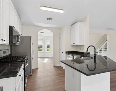 3139 Brookeview Lane Nw - Photo Thumbnail 9