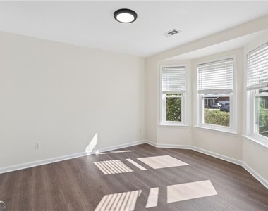 3139 Brookeview Lane Nw - Photo Thumbnail 11