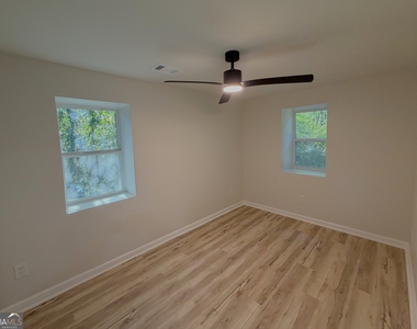 901 Pacific Avenue - Photo Thumbnail 10