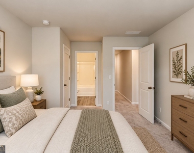 11697 Mendenhall Court - Photo Thumbnail 8