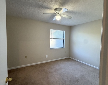 102 Inlet Reach Circle - Photo Thumbnail 14