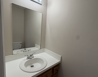 102 Inlet Reach Circle - Photo Thumbnail 8