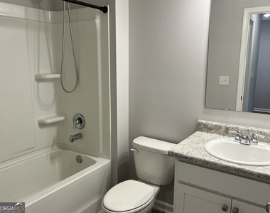 67 Chastain Circle - Photo Thumbnail 11