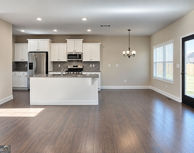 1612 Lapland Drive - Photo Thumbnail 7