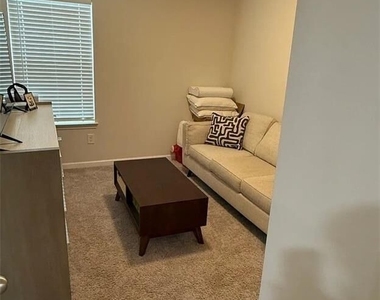 5542 Plain Field Lane - Photo Thumbnail 6