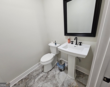 10490 Rivertown Road - Photo Thumbnail 30
