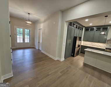10490 Rivertown Road - Photo Thumbnail 13