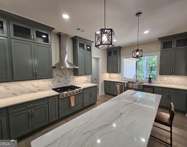 10490 Rivertown Road - Photo Thumbnail 6