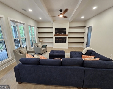 10490 Rivertown Road - Photo Thumbnail 10