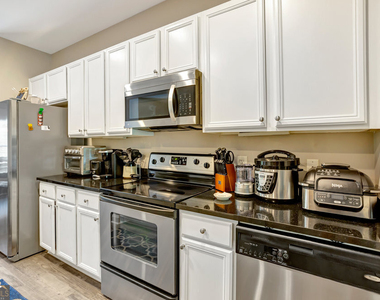 1226 E Bowersville Highway - Photo Thumbnail 8